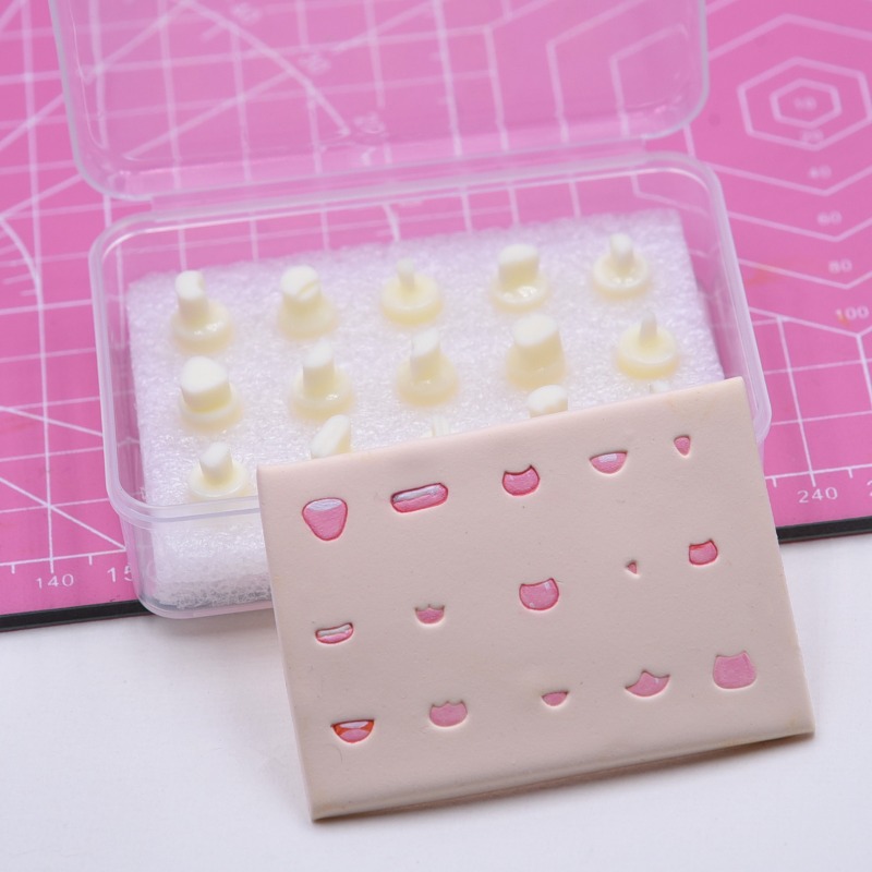 Diy Q - 15Pcs/Sets Q-version Clay Mouth Press Mold